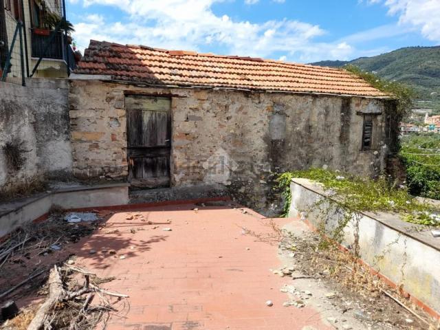 Rustico in vendita a Diano Arentino, Liguria