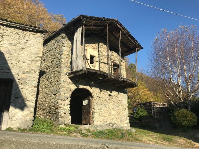 Rustico in vendita a Cercino, Lombardia