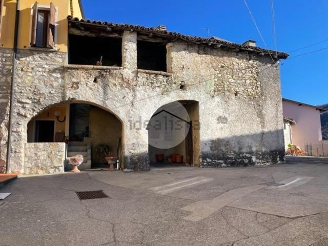 Rustico in vendita a Comunità montana della valle Trompia, Brione