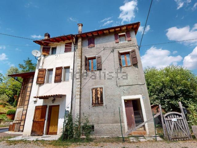 Rustico in vendita a Unione dei comuni Valli del Reno, Lavino e Samoggia, Reggio Emilia