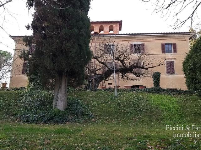 Rustico in vendita a I Poggi, Gioiella