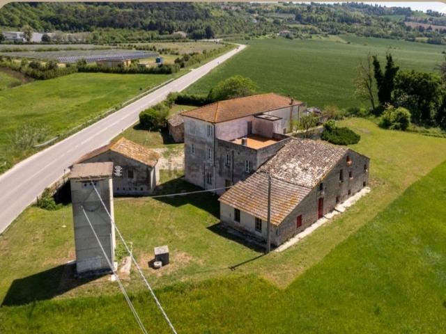 Rustico in vendita a Cesano, Senigallia