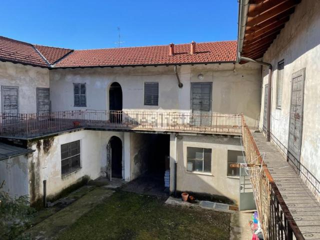 Rustico in vendita a Cuoricino, Cardano Al Campo