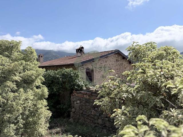 Rustico in vendita a Madonna della Neve, Vallebona
