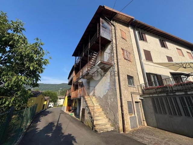 Rustico in vendita a Albino, Lombardia