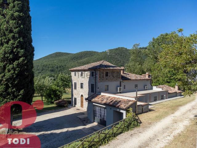Rustico in vendita a Torreluca, Izzalini