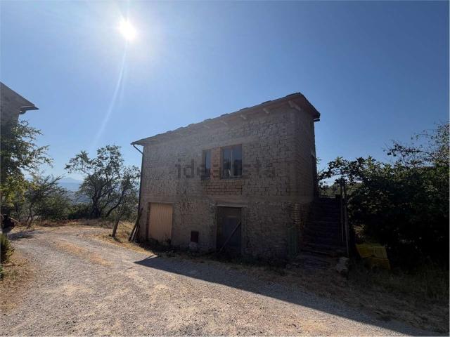 Rustico in vendita a Cinigiano, Grosseto
