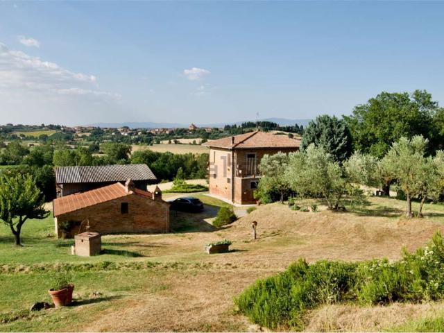 Rustico in vendita a Acquaviva, Abbadia Di Montepulciano