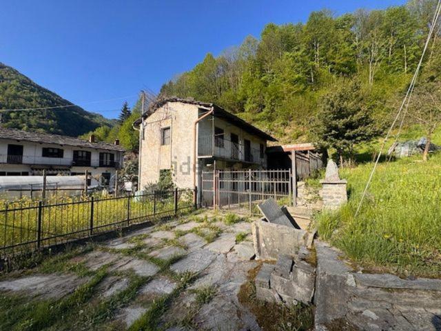 Rustico in vendita a Colletto, Piemonte