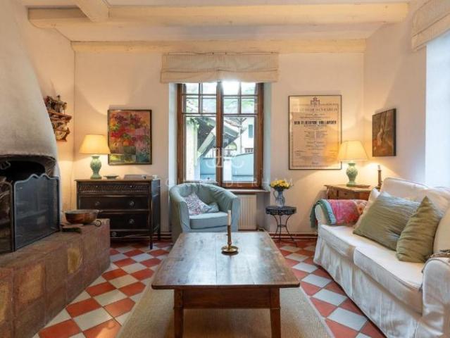 Haus kaufen in Rolle, Waadt