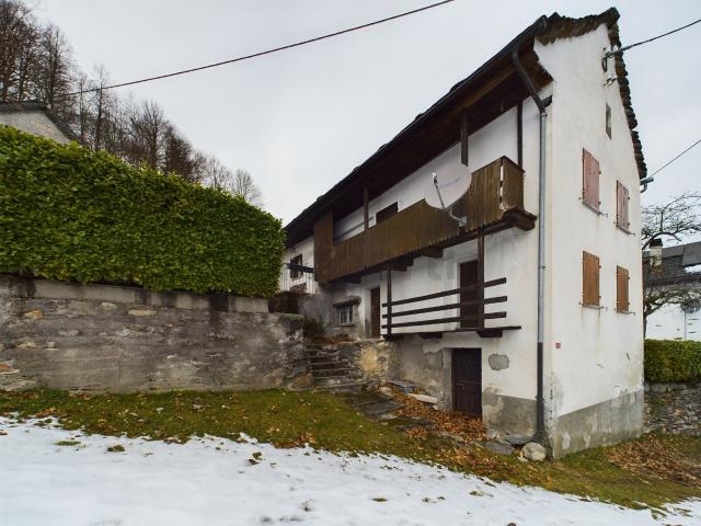 Haus kaufen in Acquarossa, Tessin