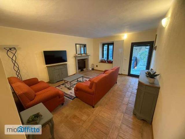 Appartamento in affitto a Ziano Piacentino, Reggio Emilia