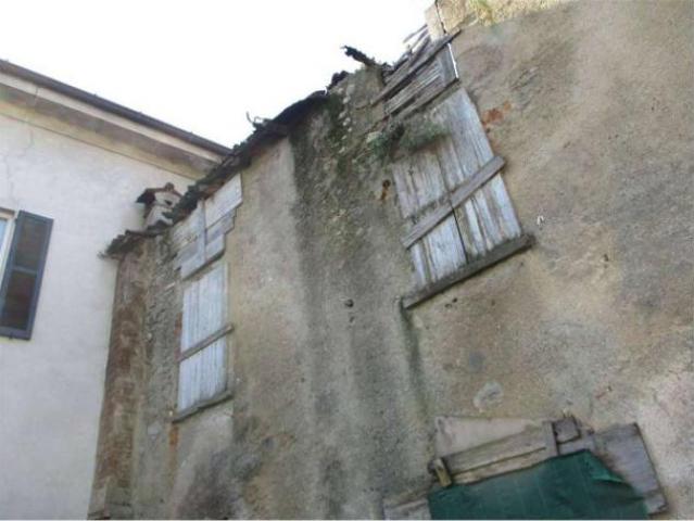 Terreno in vendita a Oggiono, Lombardia