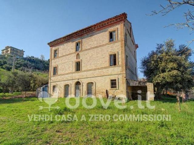 Terreno in vendita a Marche, Fermo