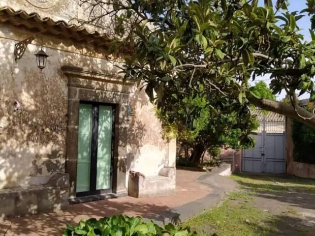 Rustico in affitto a Aci Bonaccorsi, Sicilia
