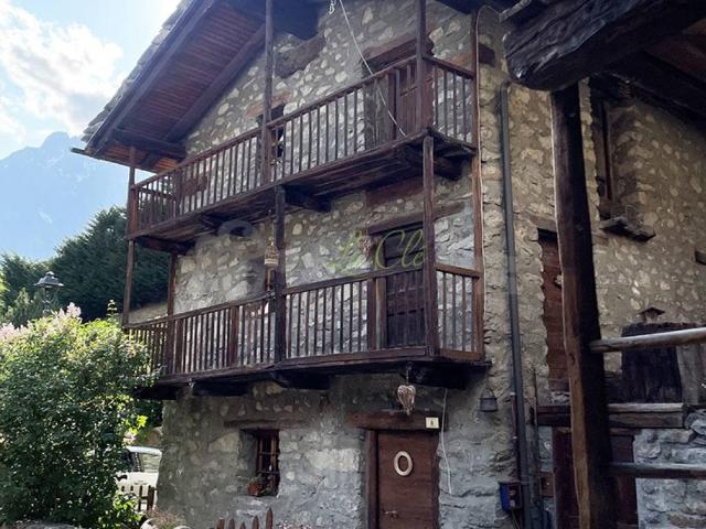 Rustico in affitto a Courmayeur, Entrèves