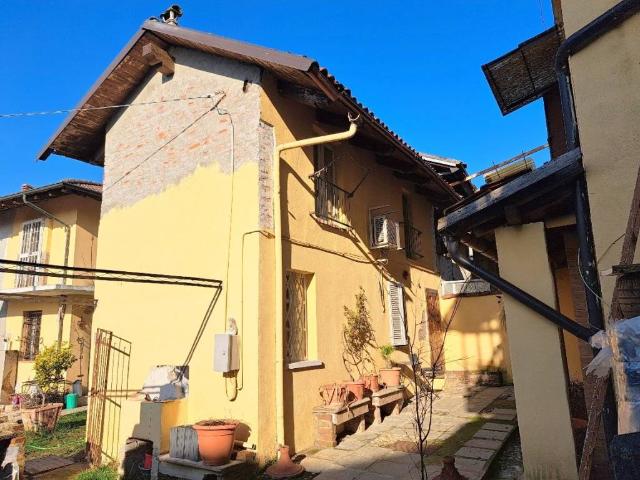 Rustico in affitto a Mortara