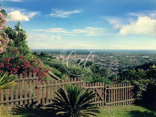 Villa Indipendente in affitto a Tonfano, Toscana