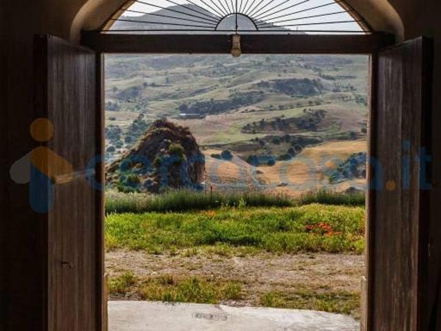 Villa Indipendente in affitto a Roccapalumba, Sicilia