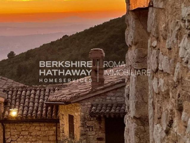 Rustico in affitto a La Valle, Trevi