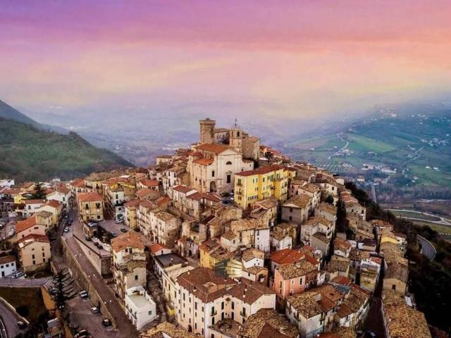 Rustico in vendita a Abbateggio, Abruzzo