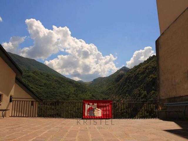 Rustico in vendita a Abbateggio, Abruzzo