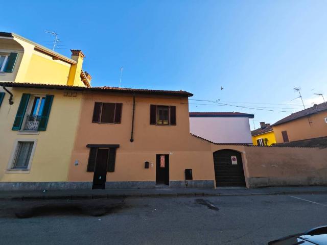 Rustico in vendita a Castelletto, Abbiategrasso