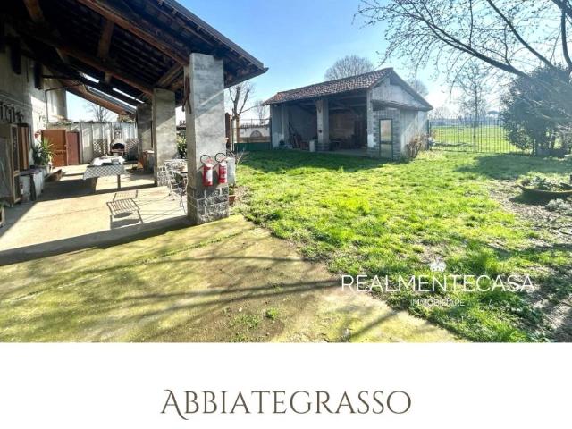 Rustico in vendita a Abbiategrasso, Lombardia