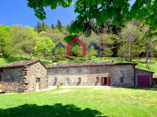 Rustico in vendita a Abetone Cutigliano, Melo