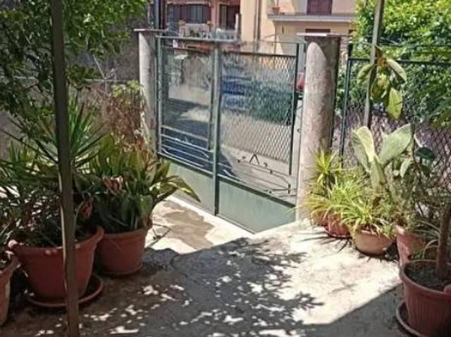 Rustico in vendita a Aci Bonaccorsi, Sicilia