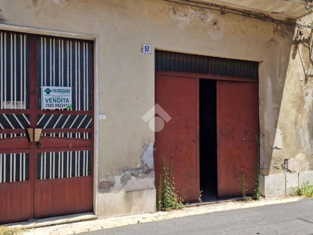 Rustico in vendita a Aci Sant'antonio, Sicilia