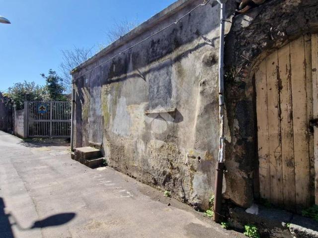 Rustico in vendita a Aci Sant'antonio, Sicilia
