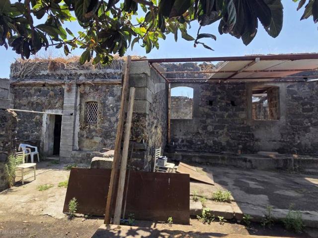 Rustico in vendita a Acireale, Sicilia