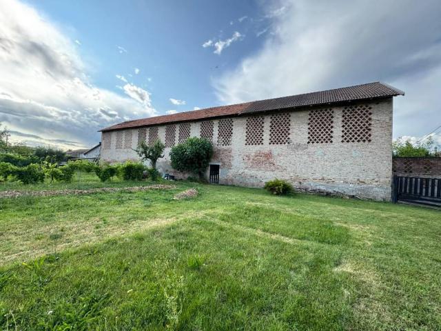 Rustico in vendita a Acquafredda, Lombardia