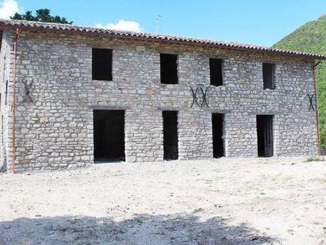 Rustico in vendita a Marche, Pesaro E Urbino