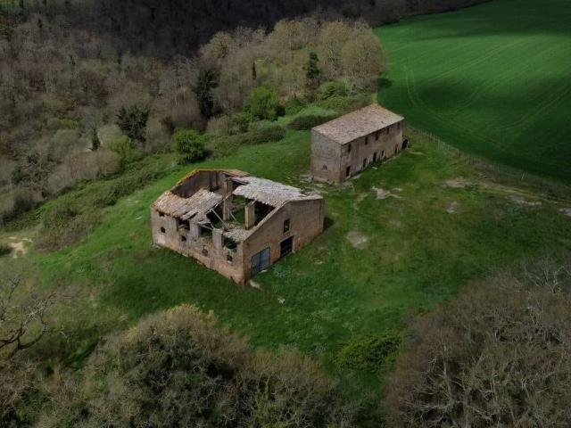 Rustico in vendita a Acquapendente, Lazio