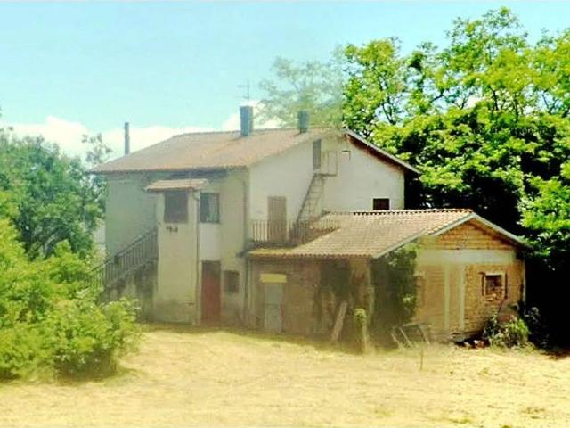 Rustico in vendita a Acquapendente, Lazio
