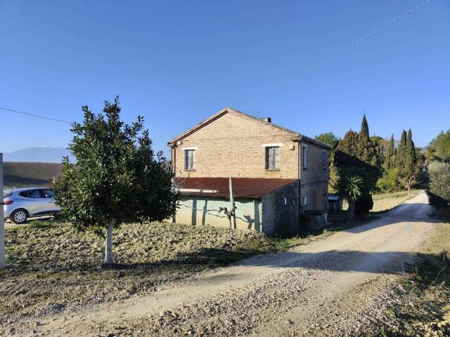 Rustico in vendita a Marche, Ascoli Piceno