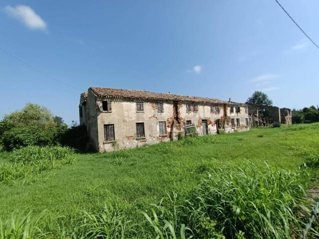 Rustico in vendita a Adria, Veneto