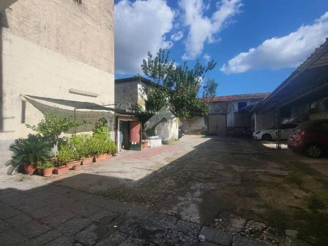 Rustico in vendita a Afragola, Campania