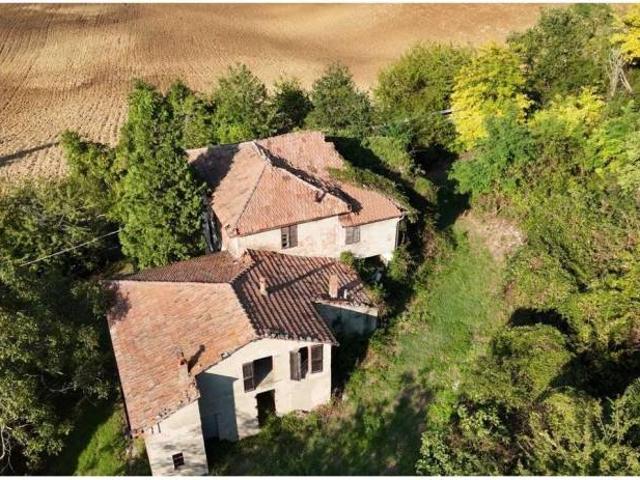Rustico in vendita a Agazzano, Reggio Emilia