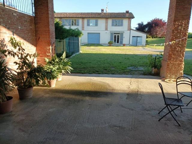 Rustico in vendita a Agazzano, Reggio Emilia