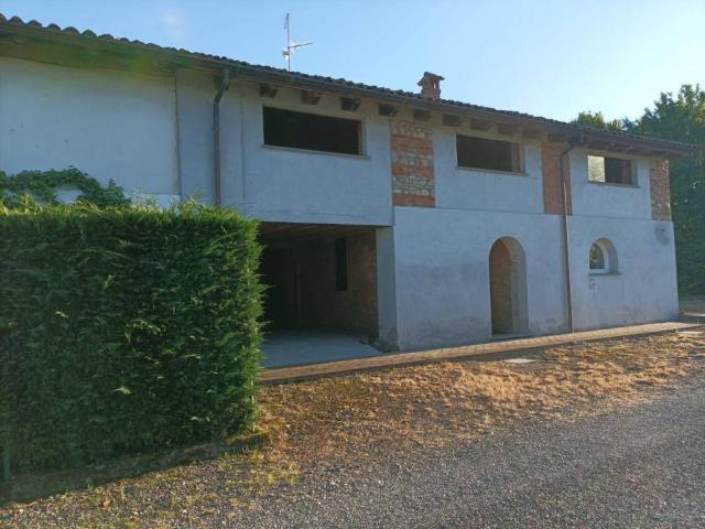 Rustico in vendita a Agazzano, Reggio Emilia