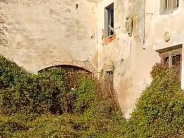Rustico in vendita a Agliana, Toscana