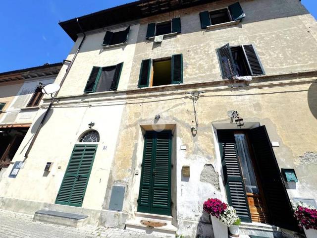 Rustico in vendita a Agliana, Toscana