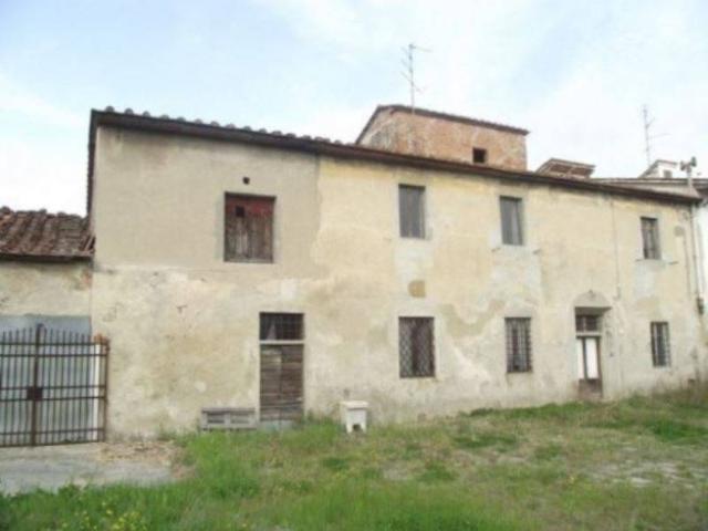 Rustico in vendita a Agliana, Toscana