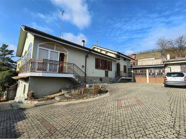 Rustico in vendita a Piemonte, Asti