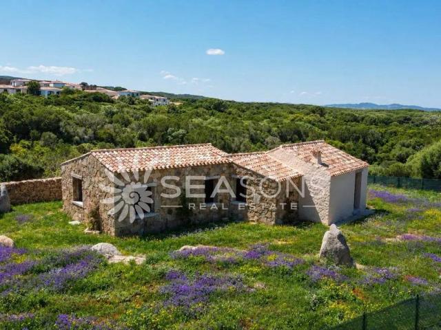 Rustico in vendita a Aglientu, Sardigna/Sardegna