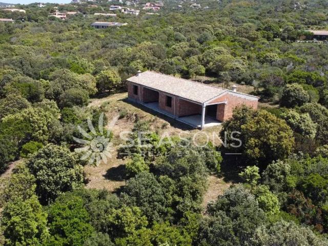 Rustico in vendita a Residenza dell'Aquila, Aglientu