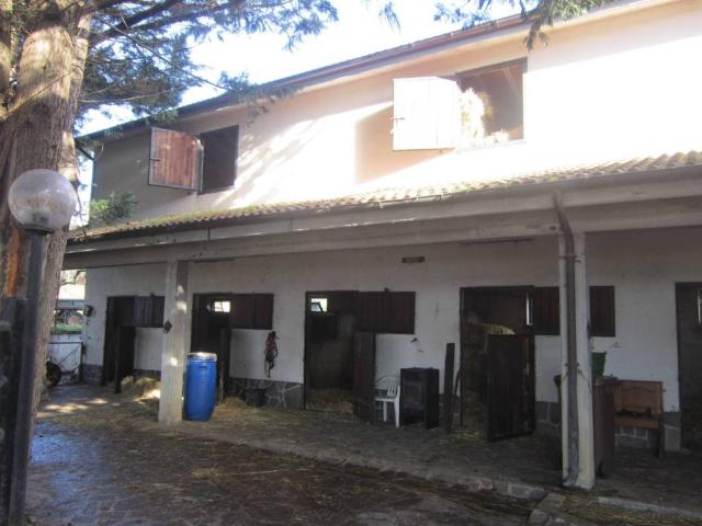 Rustico in vendita a Agnone, Molise